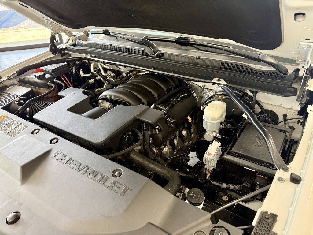 2017 Chevrolet Suburban Image 19