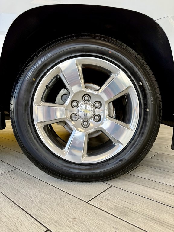 2017 Chevrolet Suburban Image 20