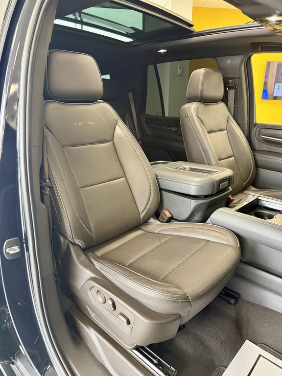 2022 GMC Yukon Image 16