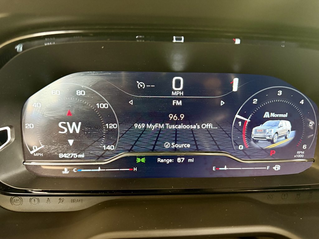2022 GMC Yukon Image 21