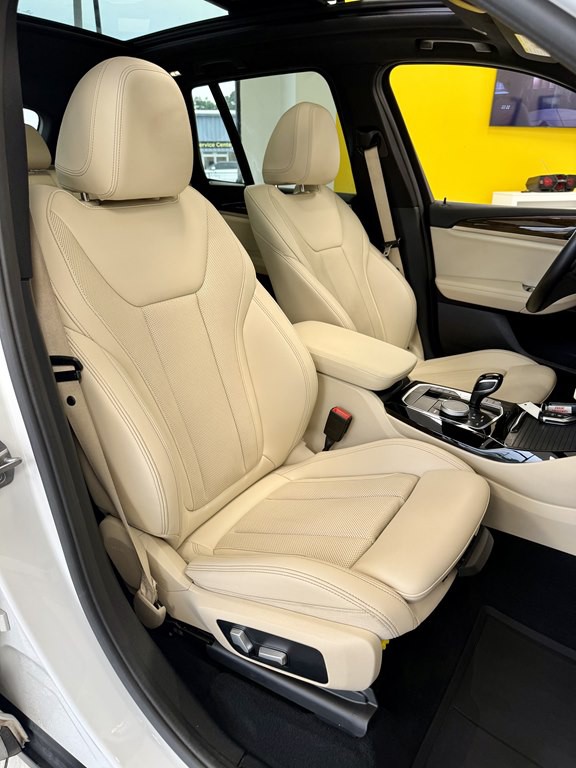 2022 BMW X3 Image 16