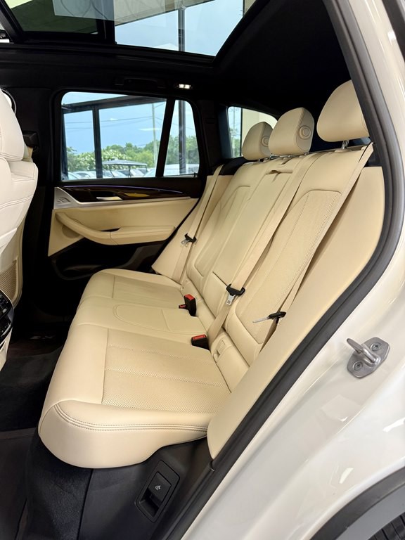 2022 BMW X3 Image 17