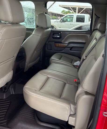 2017 GMC Sierra Image 4