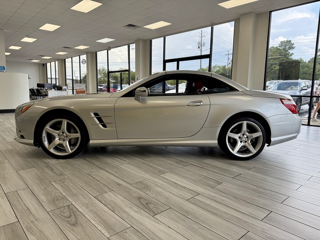 2014 Mercedes-Benz SL-Class Image 4