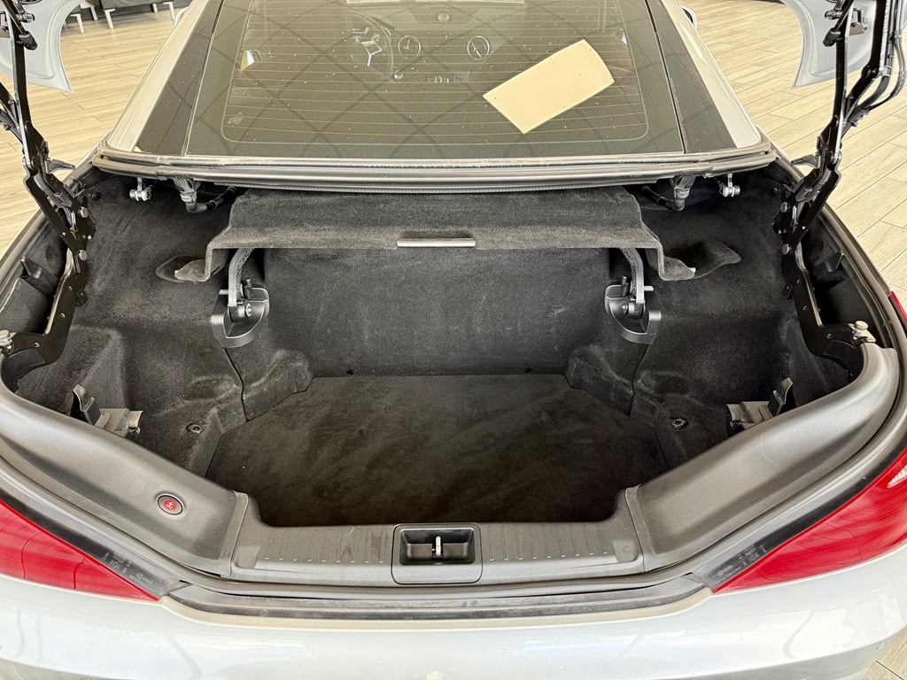 2014 Mercedes-Benz SL-Class Image 9