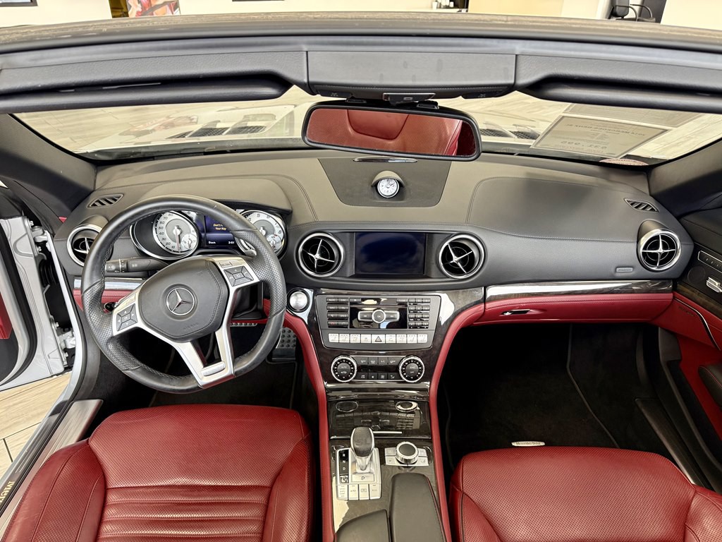 2014 Mercedes-Benz SL-Class Image 10