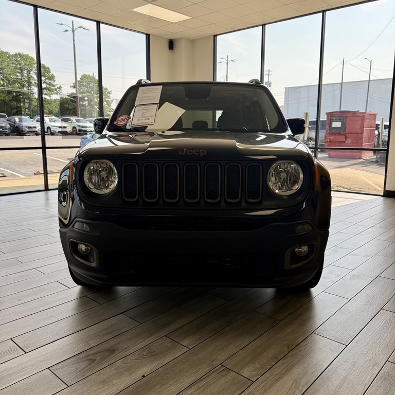 2016 Jeep Renegade Image 2