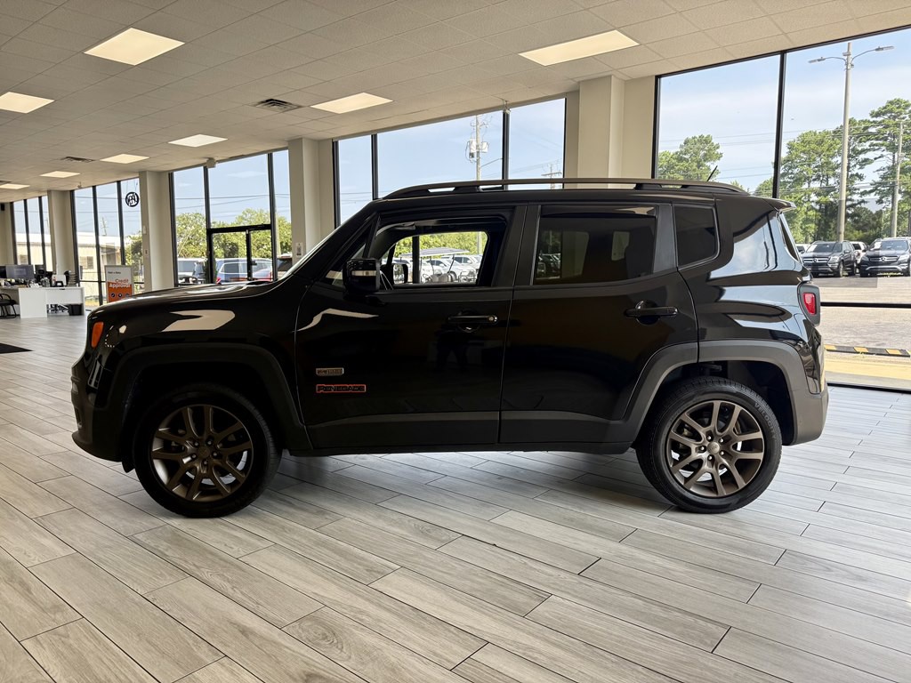 2016 Jeep Renegade Image 4