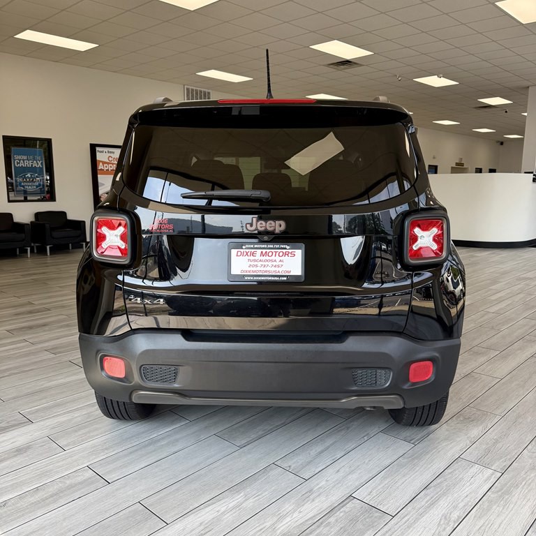 2016 Jeep Renegade Image 8