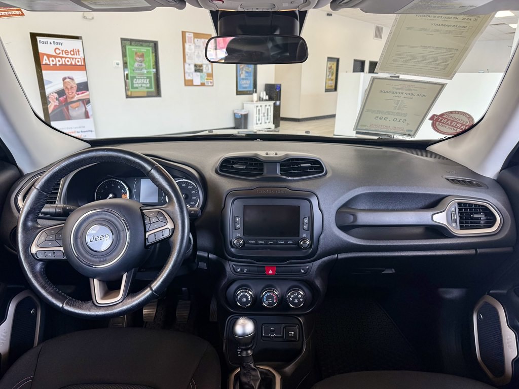 2016 Jeep Renegade Image 10