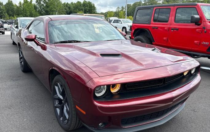 2021 Dodge Challenger Image 1