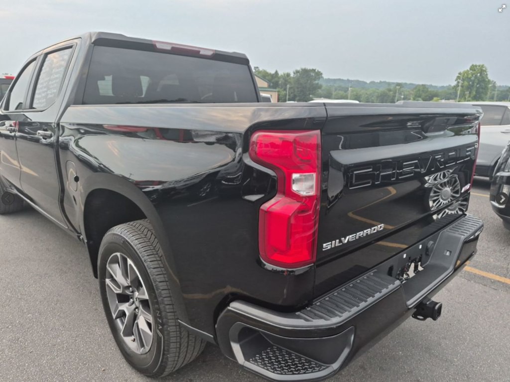 2020 Chevrolet Silverado 1500 Image 2