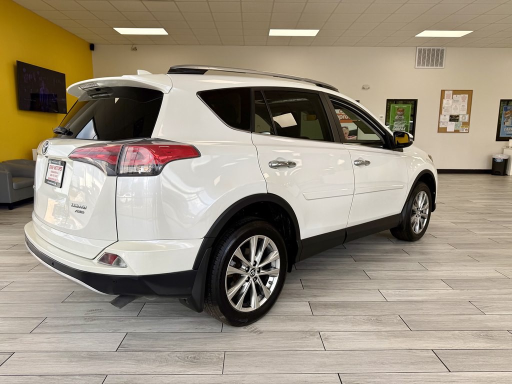 2017 Toyota Rav4 Image 6