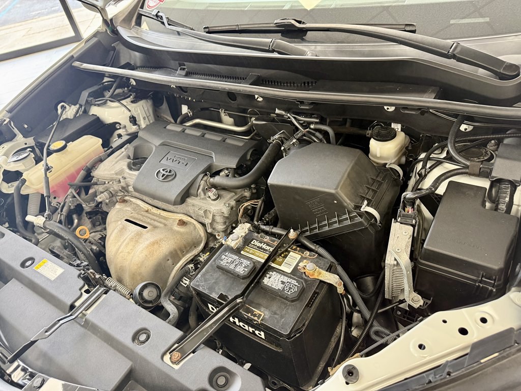 2017 Toyota Rav4 Image 18