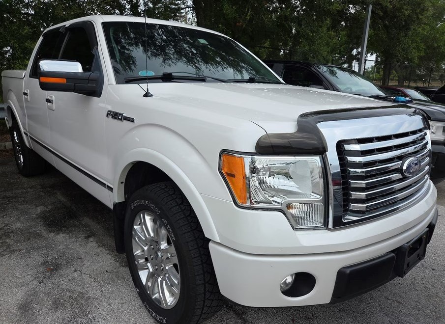 2011 Ford F-150 Image 1