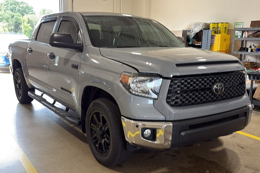 2021 Toyota Tundra Image 1