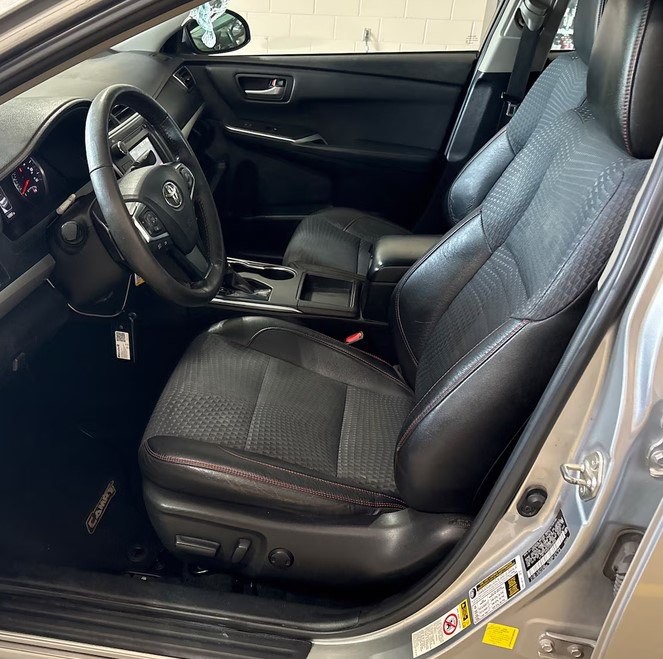 2015 Toyota Camry Image 3