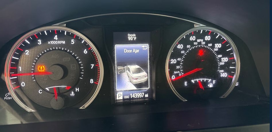 2015 Toyota Camry Image 5