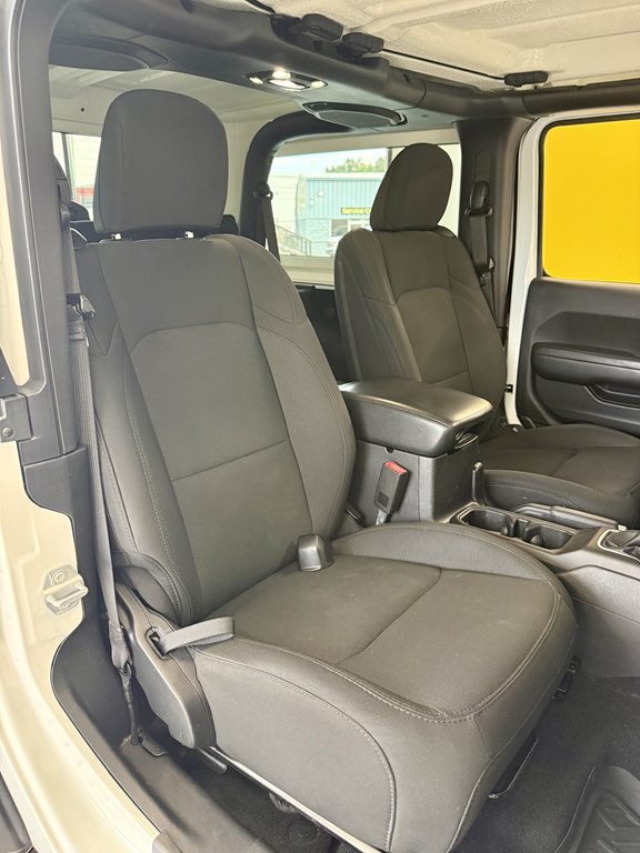 2019 Jeep Wrangler Image 16