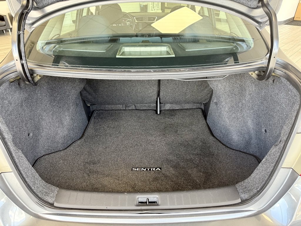 2019 Nissan Sentra Image 7