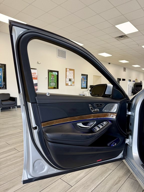 2014 Mercedes-Benz S-Class Image 15
