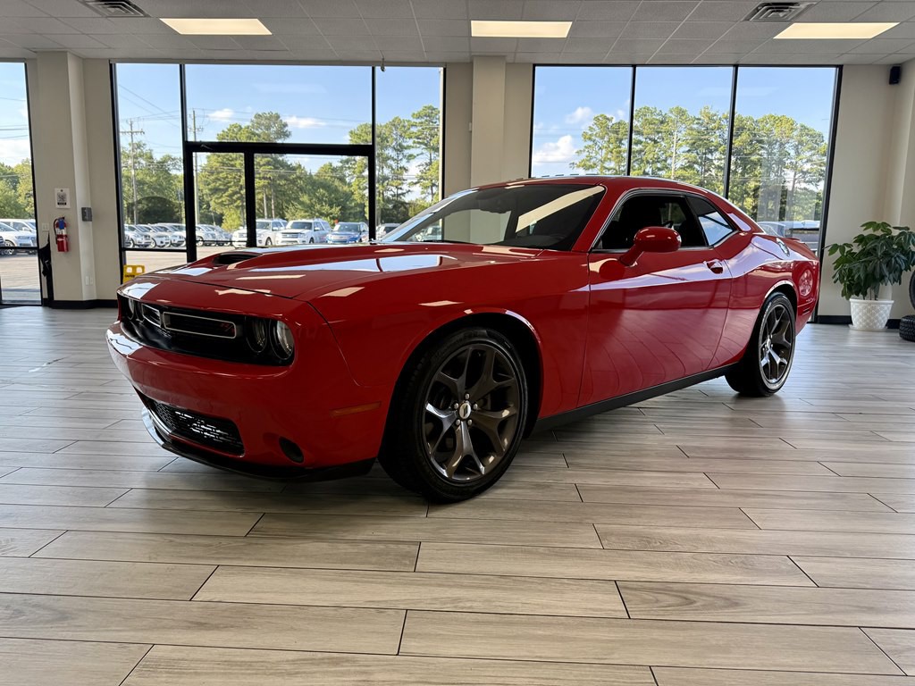 2019 Dodge Challenger Image 3
