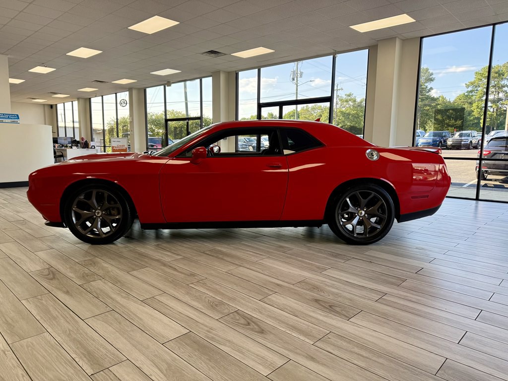 2019 Dodge Challenger Image 4