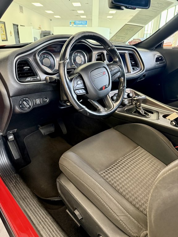 2019 Dodge Challenger Image 13