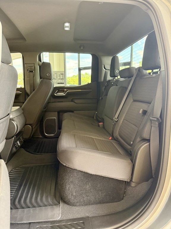 2023 GMC Sierra Image 17