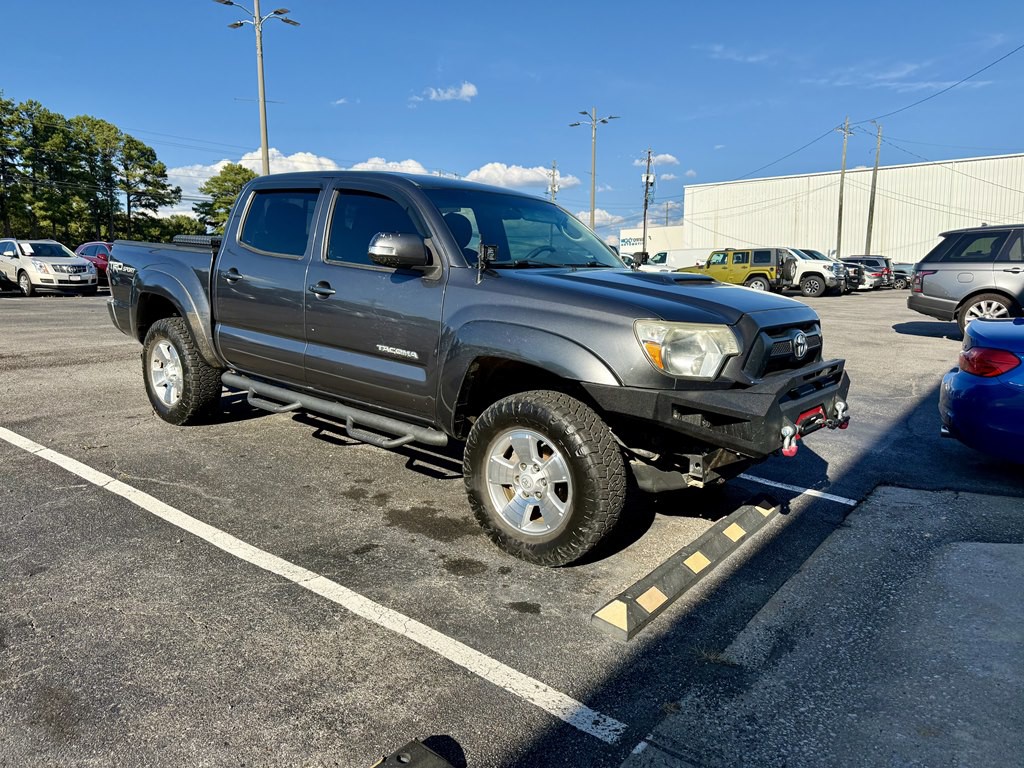 2014 Toyota Tacoma Image 1