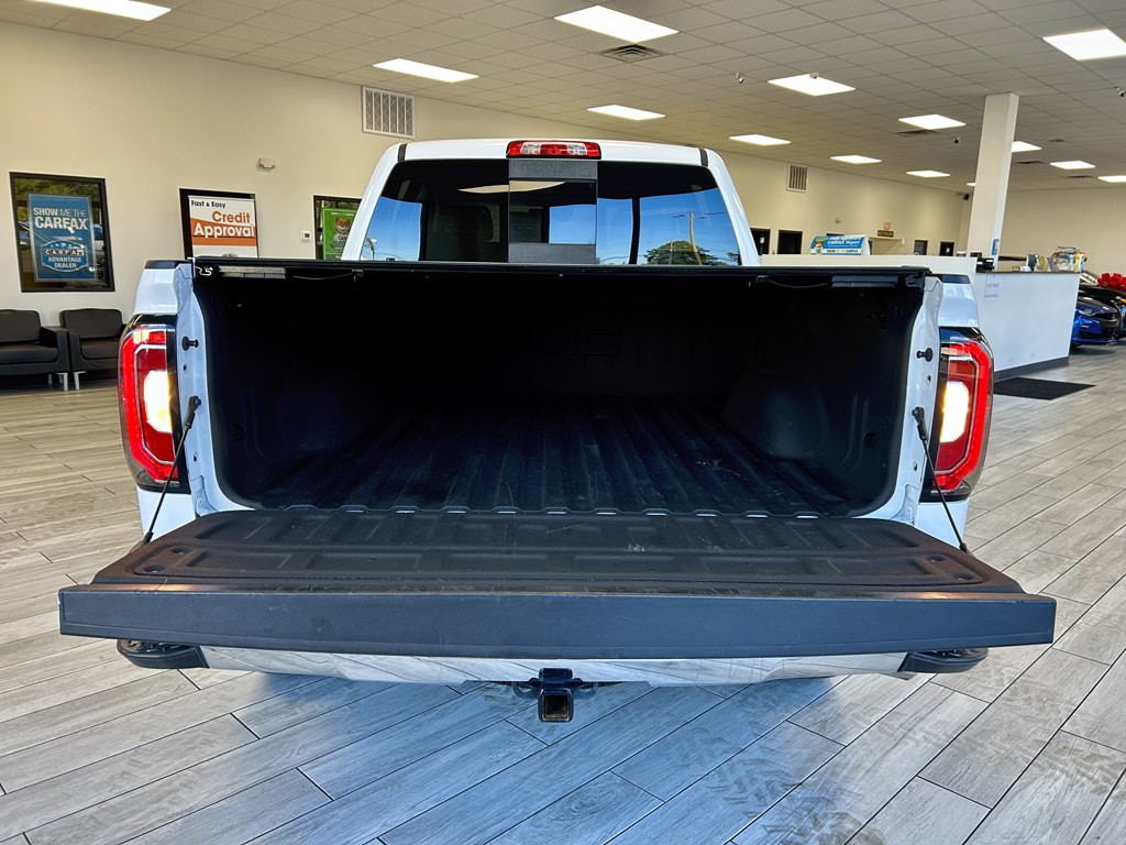 2018 GMC Sierra Image 9