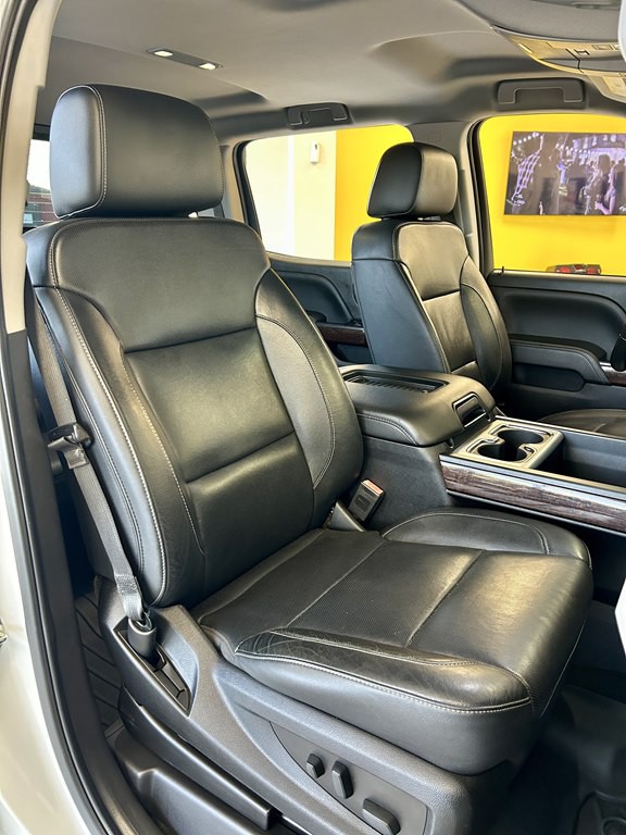 2018 GMC Sierra Image 16