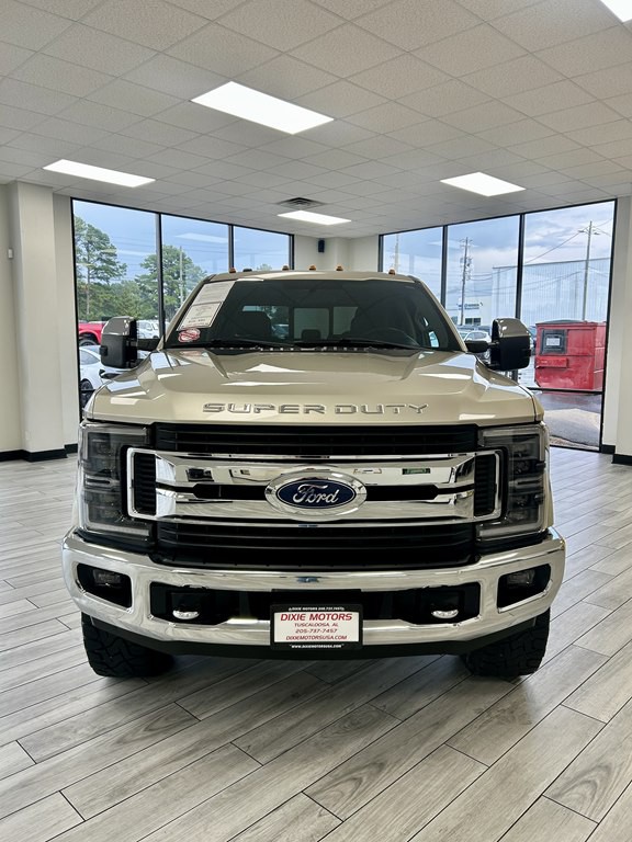 2017 Ford F-250 Image 2