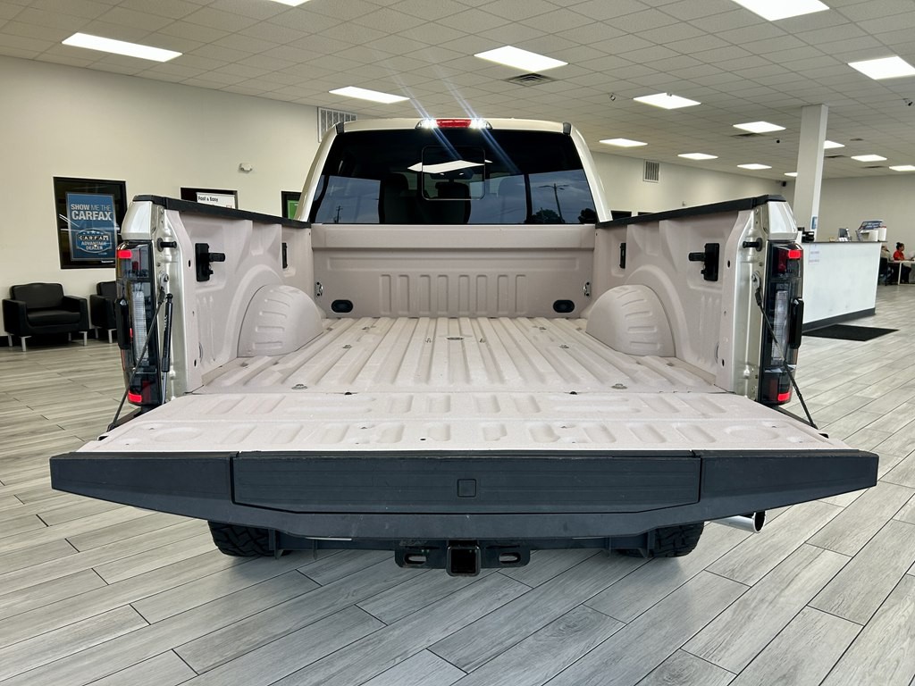 2017 Ford F-250 Image 9