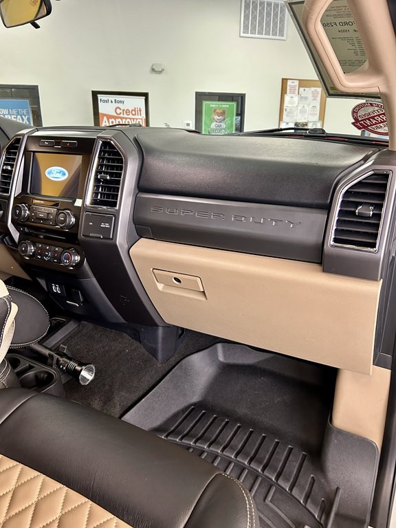 2017 Ford F-250 Image 12