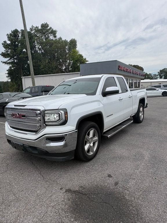 2017 GMC Sierra Image 3