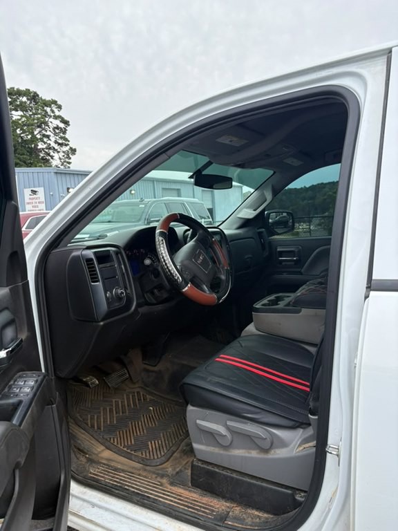 2017 GMC Sierra Image 5