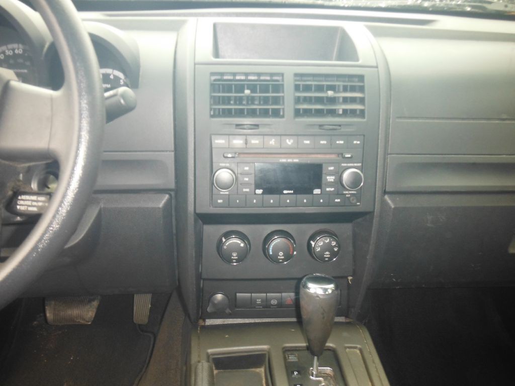 2007 Dodge Nitro Image 6