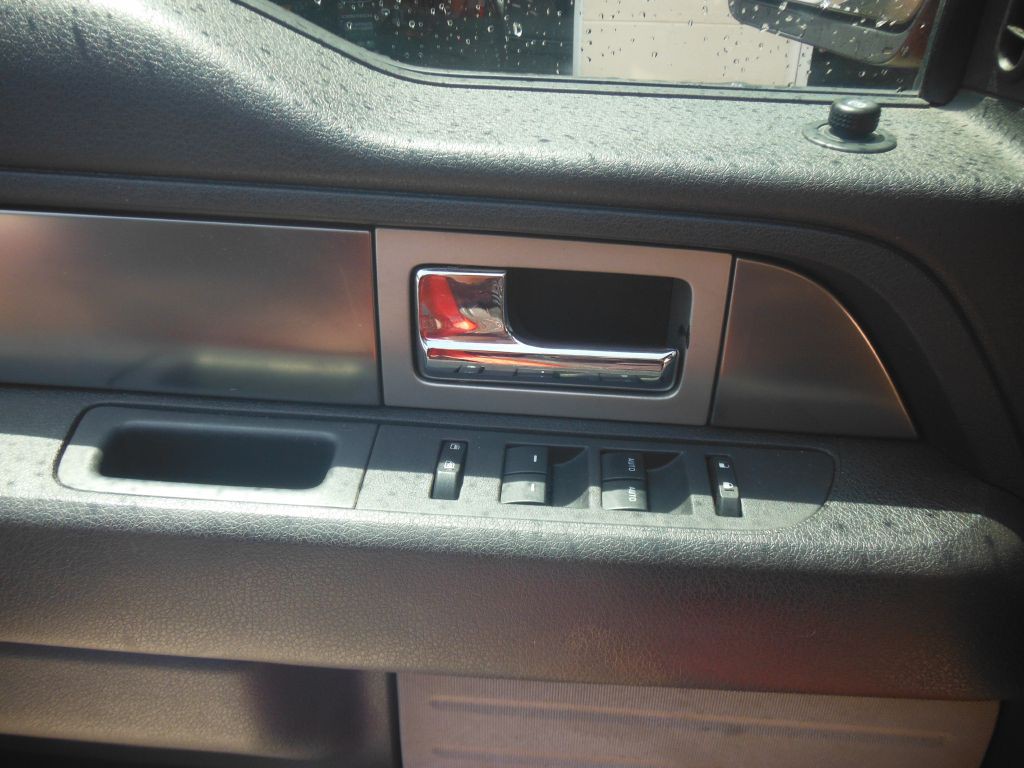 2014 Ford F-150 Image 18