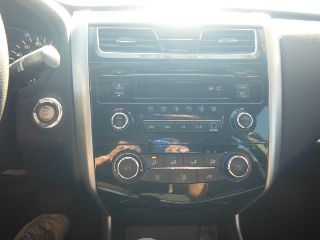 2015 Nissan Altima Image 5
