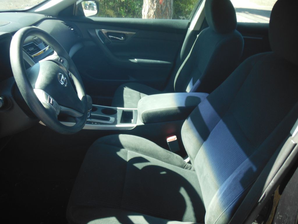 2015 Nissan Altima Image 6