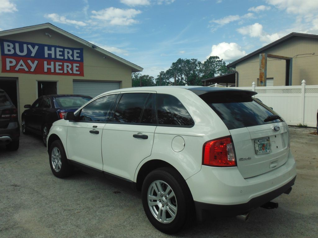 2011 Ford Edge Image 9