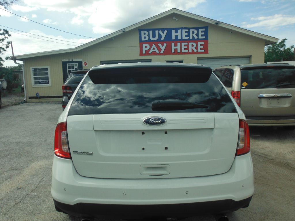 2011 Ford Edge Image 10