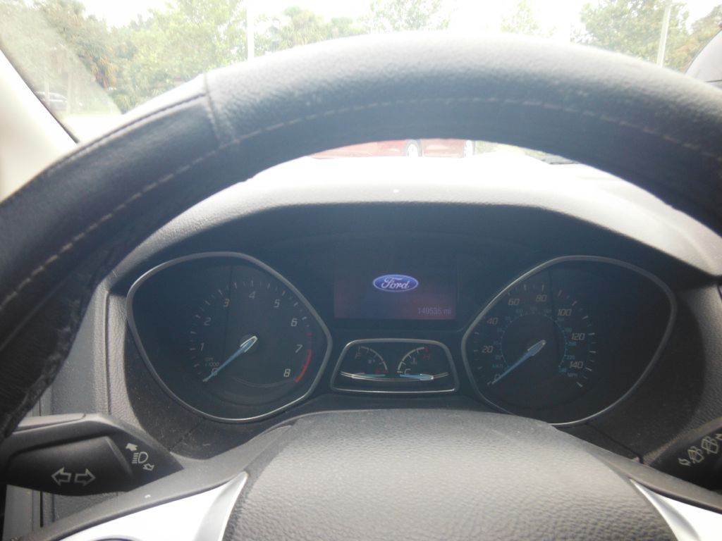 2013 Ford Focus Image 11