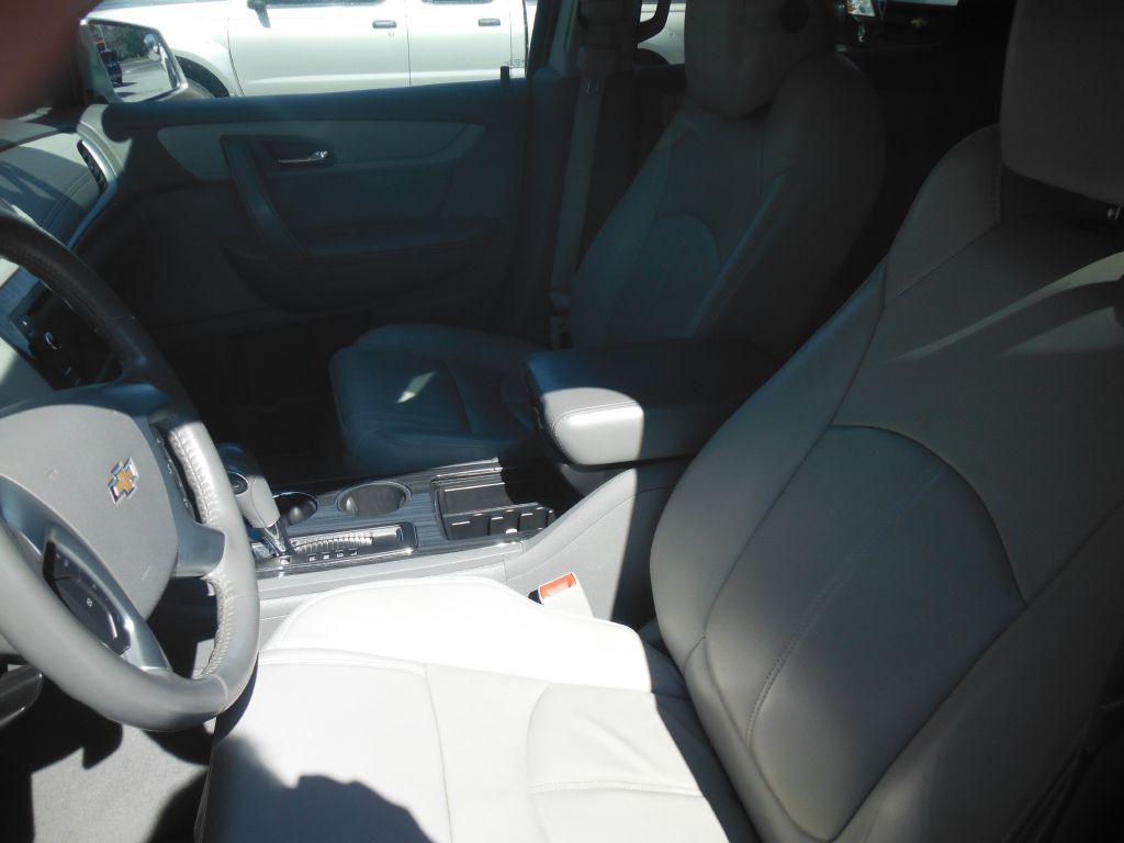 2014 Chevrolet Traverse Image 6