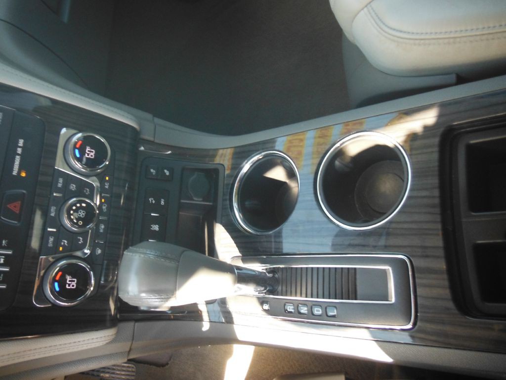 2014 Chevrolet Traverse Image 8