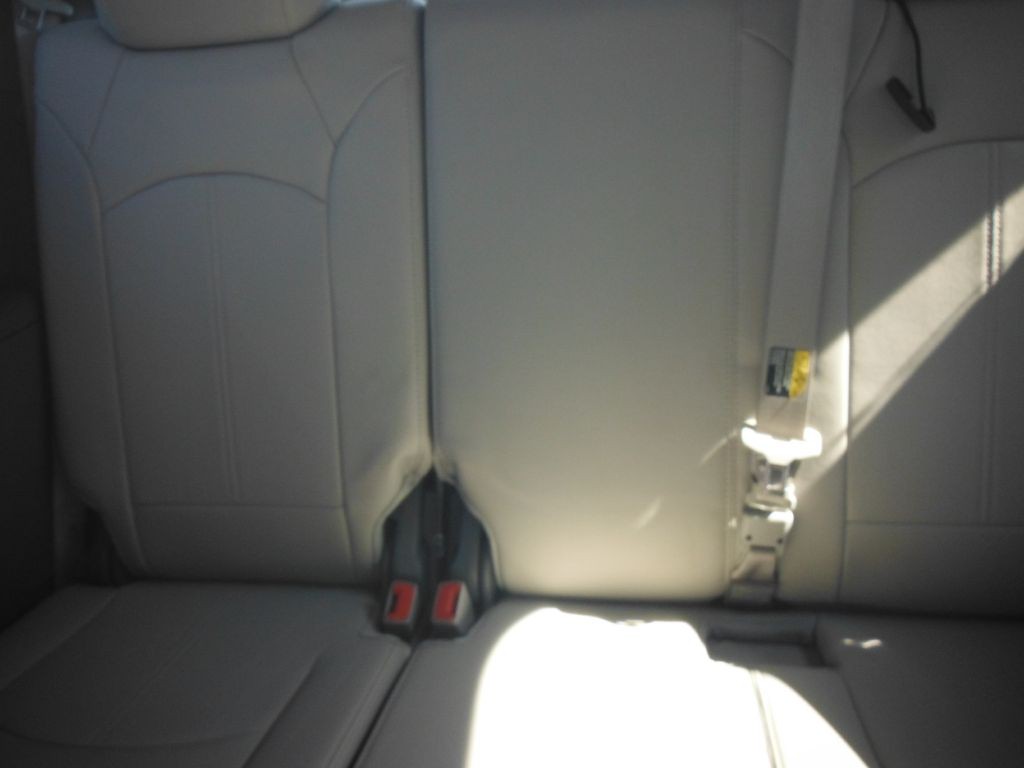 2014 Chevrolet Traverse Image 12