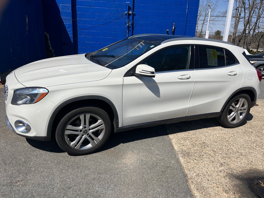 2018 Mercedes-Benz GLA-Class Image 1