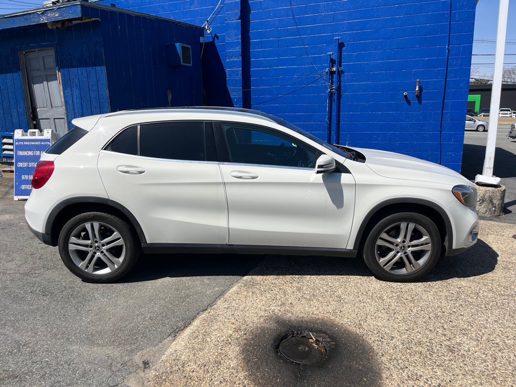 2018 Mercedes-Benz GLA-Class Image 9