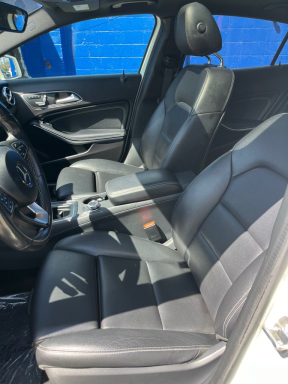 2018 Mercedes-Benz GLA-Class Image 10